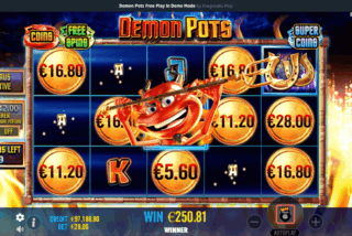 Kemenangan dalam fitur Free Spins di slot Demon Pots